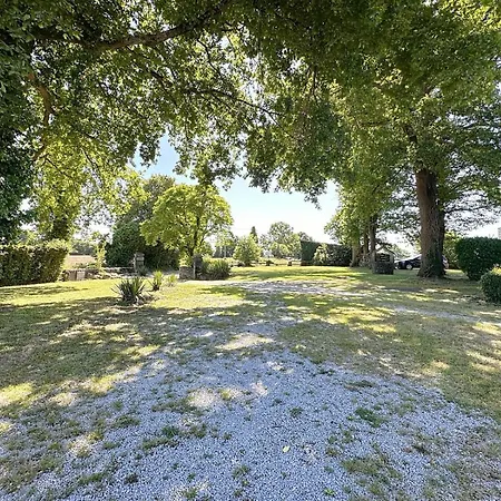 Maison De Maitre En Campagne Proximite Montagne Et Pau Villa *